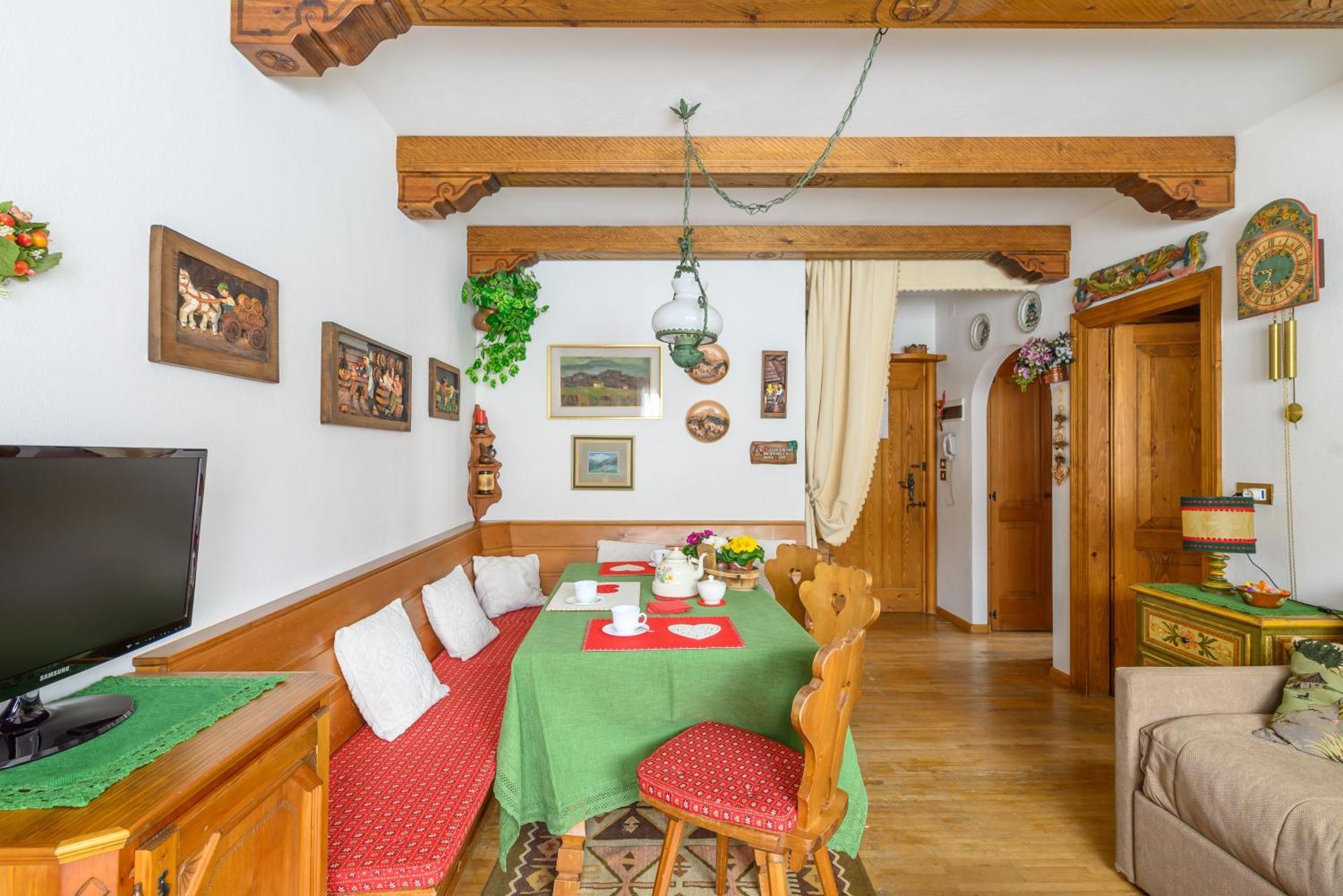 Appartement Ca' Dello Scoiattolo à Cortina dʼAmpezzo Extérieur photo