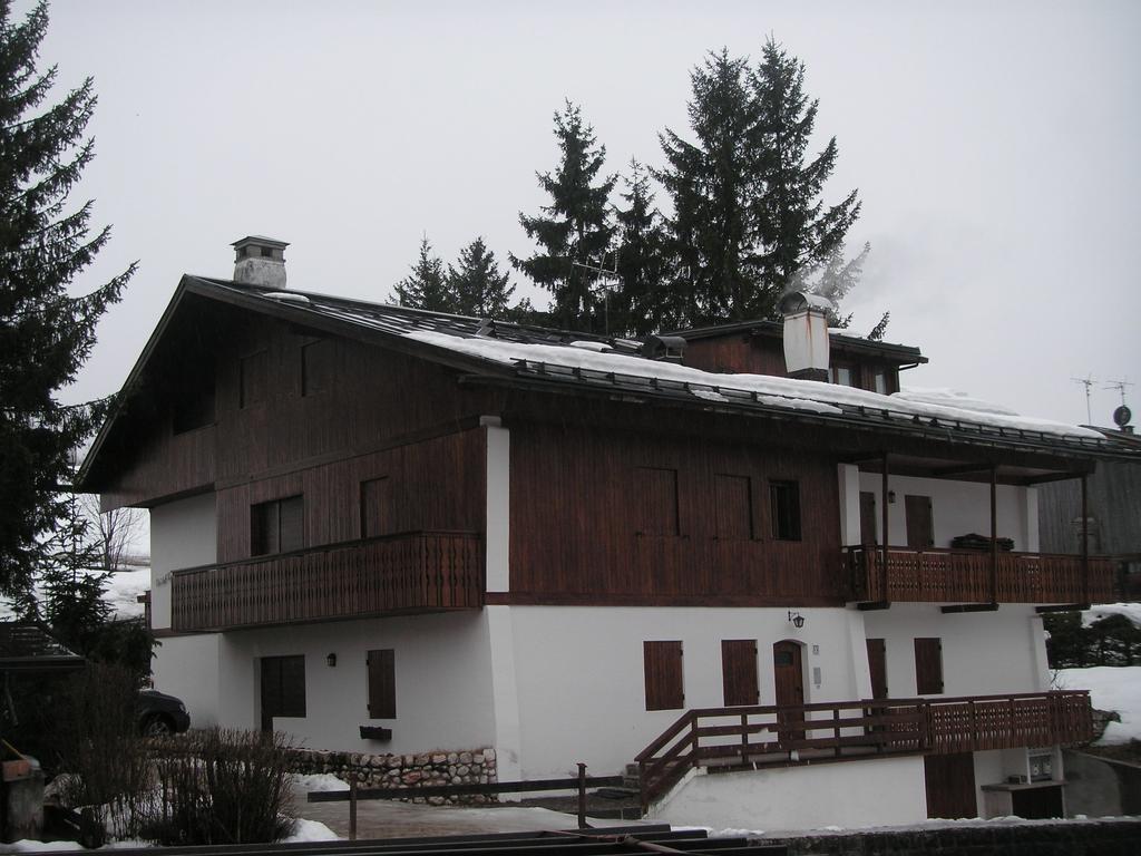 Appartement Ca' Dello Scoiattolo à Cortina dʼAmpezzo Chambre photo